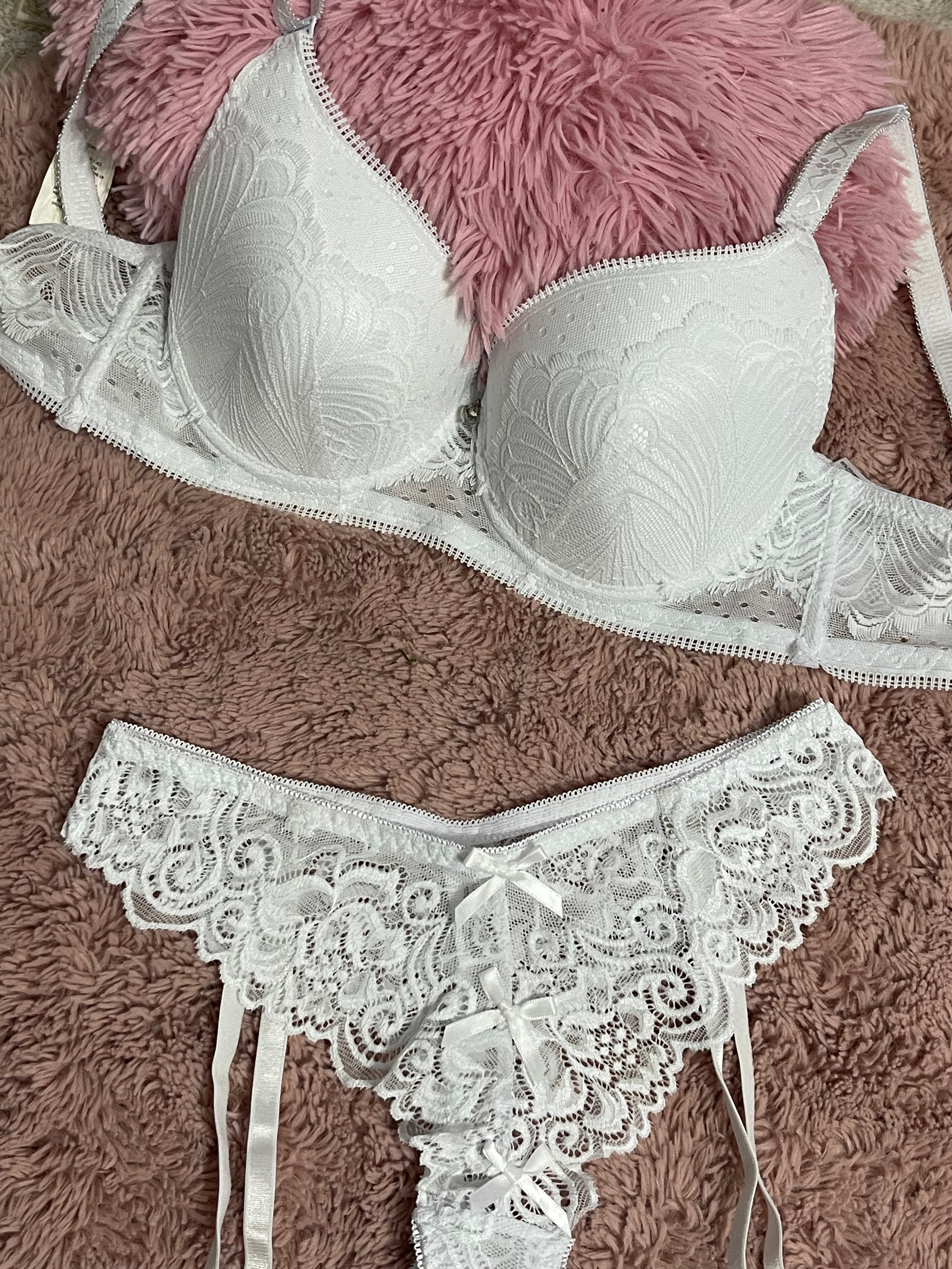 Brasiliana Fiocco con Reggiseno Pizzo coordinato