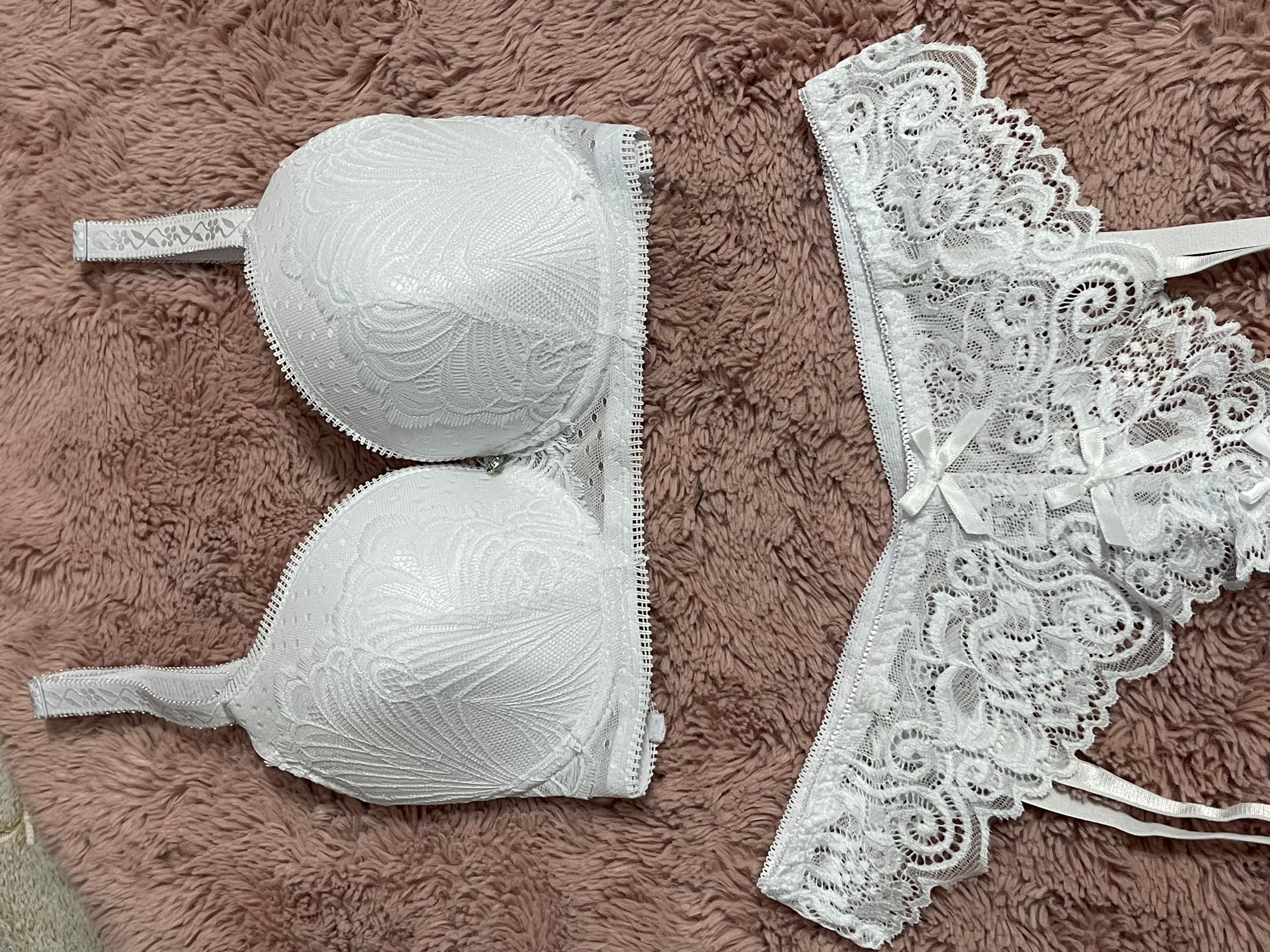 Brasiliana Fiocco con Reggiseno Pizzo coordinato